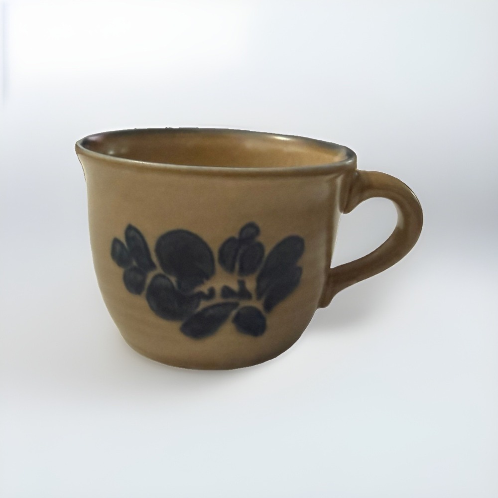 Vintage Pfaltzgraff Folk Art Blue and Tan Coffee Mug Tea Cup Stoneware